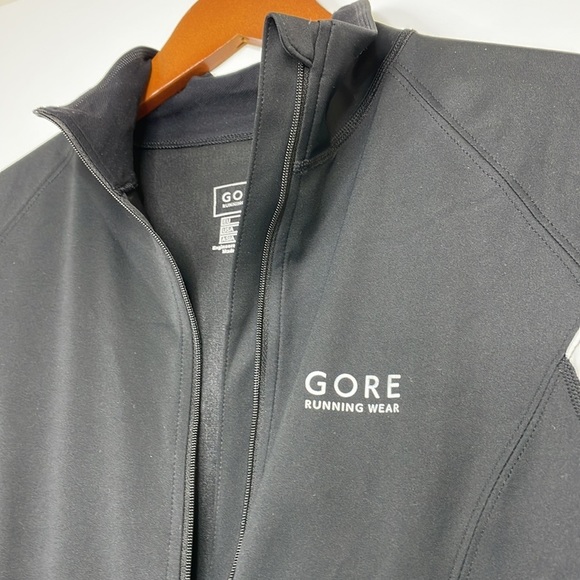 Gore Running Wear Windstopper Soft Shell Women's Small Black and White. - Picture 3 of 11